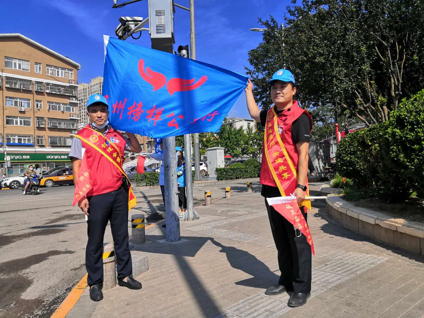 <strong>男人爆插女人逼免费观看视频网站</strong>